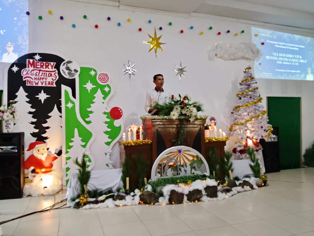 PERAYAAN NATAL TAHUN 2025 DI GEREJA GKJ SIH RAHMAT DESA PESAWAHAN KECAMATAN BINANGUN KABUPATEN CILACAP